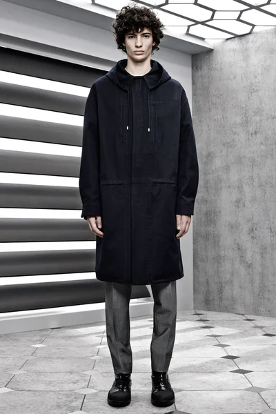 Look 12